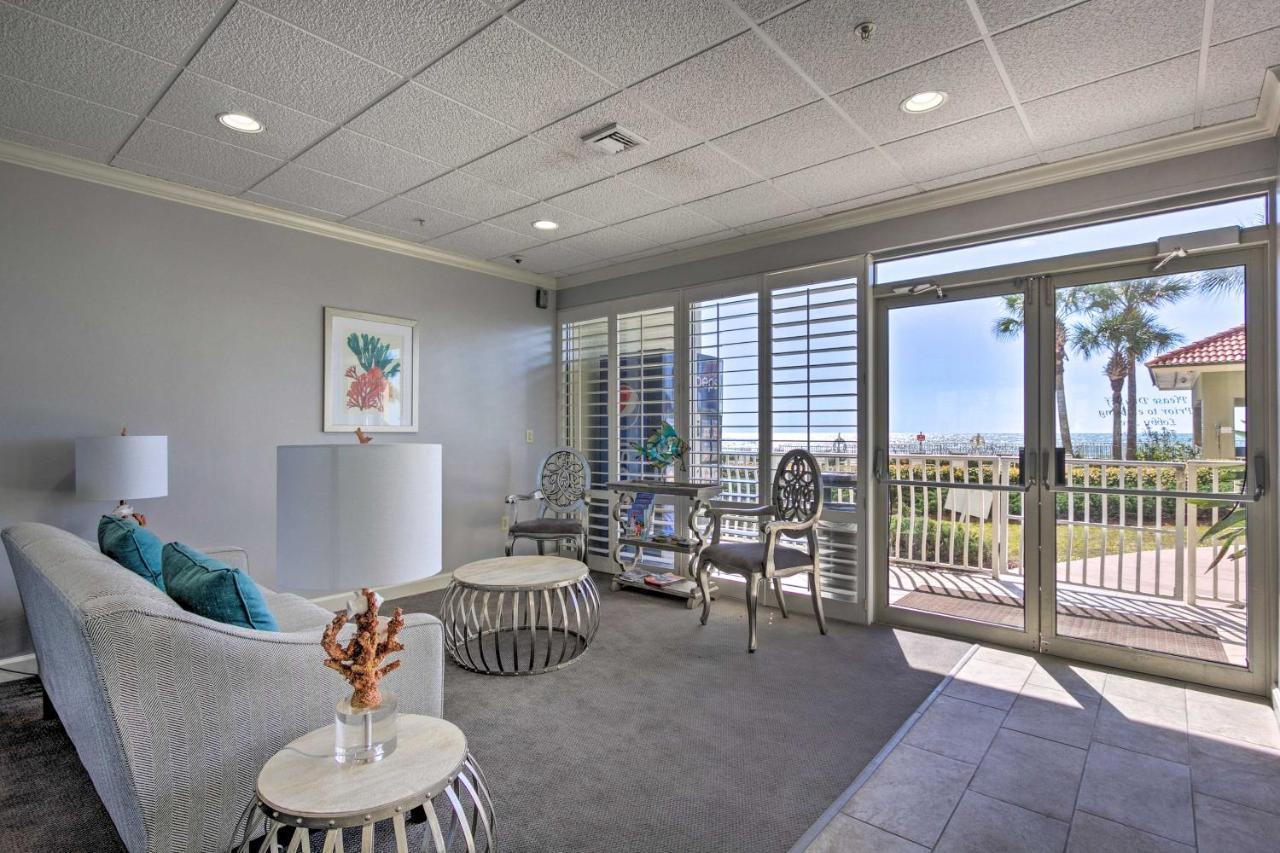 Mod With Gulf View And Pool At Coral Reef *