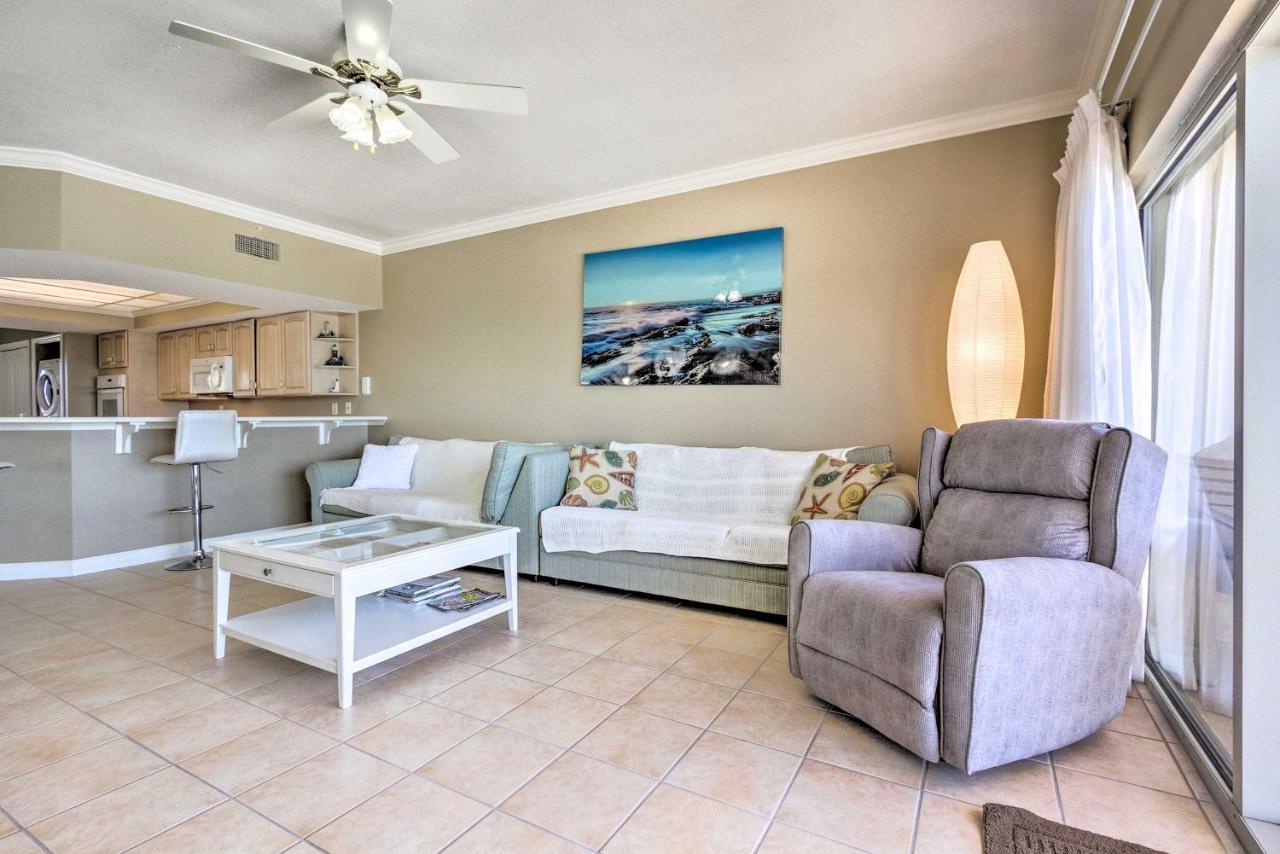 Mod With Gulf View And Pool At Coral Reef